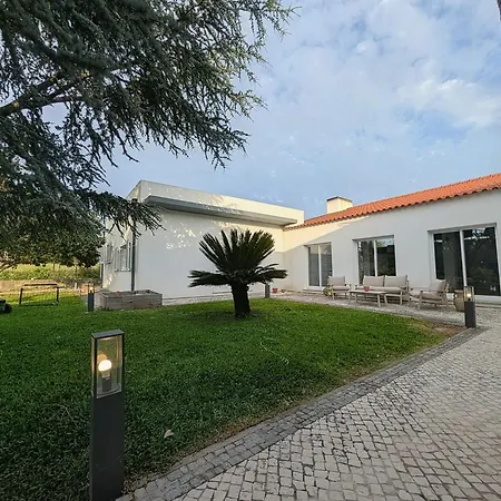 Nyaraló Casa Branca Secluded Modern